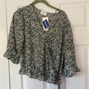 Cute flower blouse!